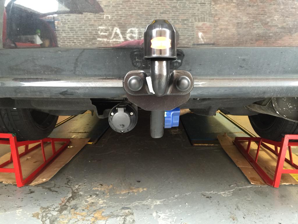 DTowbars's tweet photo. Today's @Witter_Towbars Flange Detachable fitted with 7-pin electrics. Invisible when removed and socket hidden. http://t.co/V33CkSVoKj