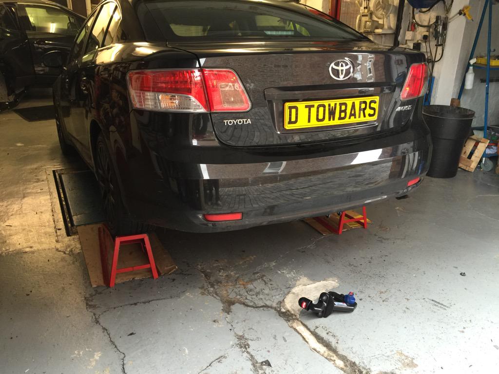 DTowbars's tweet photo. Today's @Witter_Towbars Flange Detachable fitted with 7-pin electrics. Invisible when removed and socket hidden. http://t.co/V33CkSVoKj