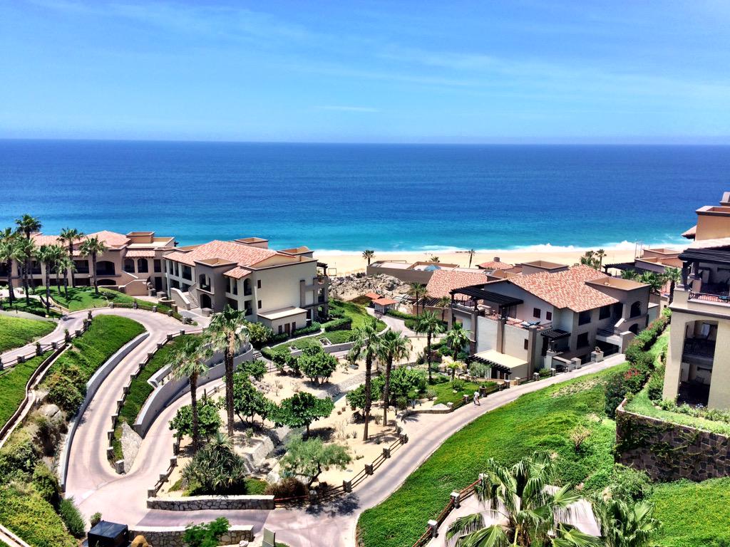 IslandsToday's tweet photo. healthynfit4you: RT DoanNLe: RunStreak Day 247 #CaboSanLucas #RunderfulRunners #Earthathon #PuebloBonito #SunsetBe… http://t.co/YVyxKrt3wS