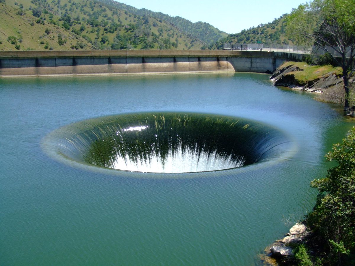 aggregatte's tweet photo. El mundo está al borde de una catastrófica crisis del agua http://t.co/HVWMDGZiXW vía @ActualidadRT http://t.co/YRPqC6KdqB