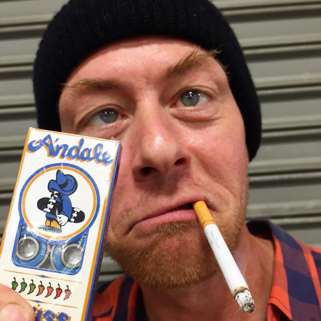 Andale_Bearings's tweet photo. MJ all day #teamandale http://t.co/O2ErqR6er5