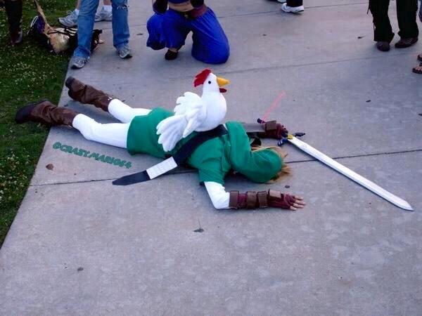 CrazyMario64's tweet photo. El Cosplay más aterrador que he visto jamás... http://t.co/tk9A9so3YT