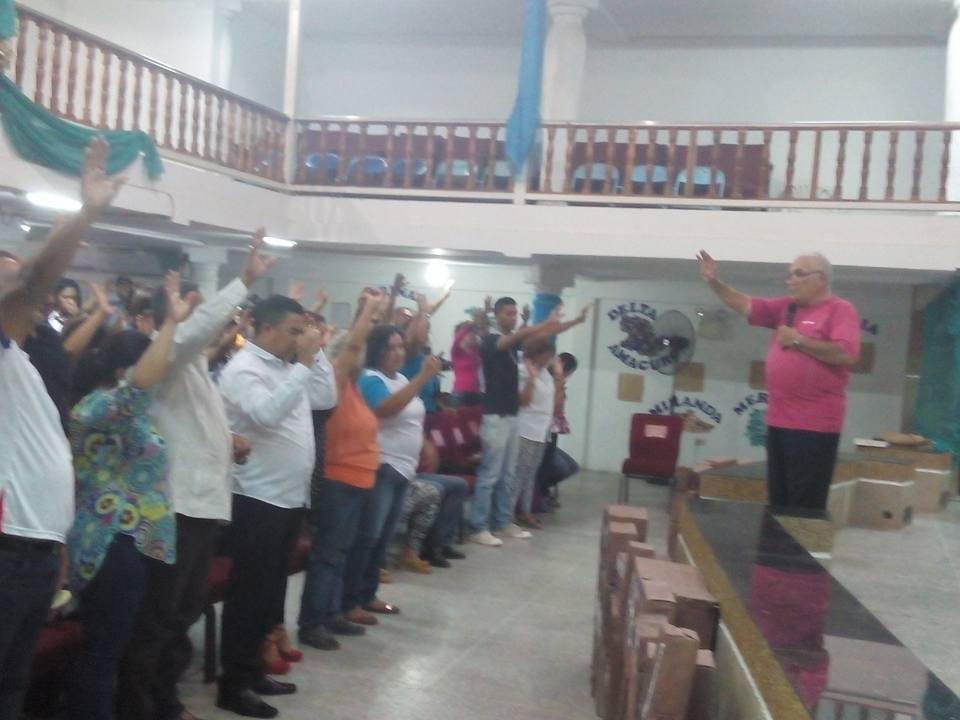 CONGREGACION's tweet photo. EXCELENTE EL XXVI ANIVERSARIO DE ICEVA, REALLIZADO DESDE EL 23 AL 26 DE JULIO 2015! http://t.co/nOaXiK6R6S