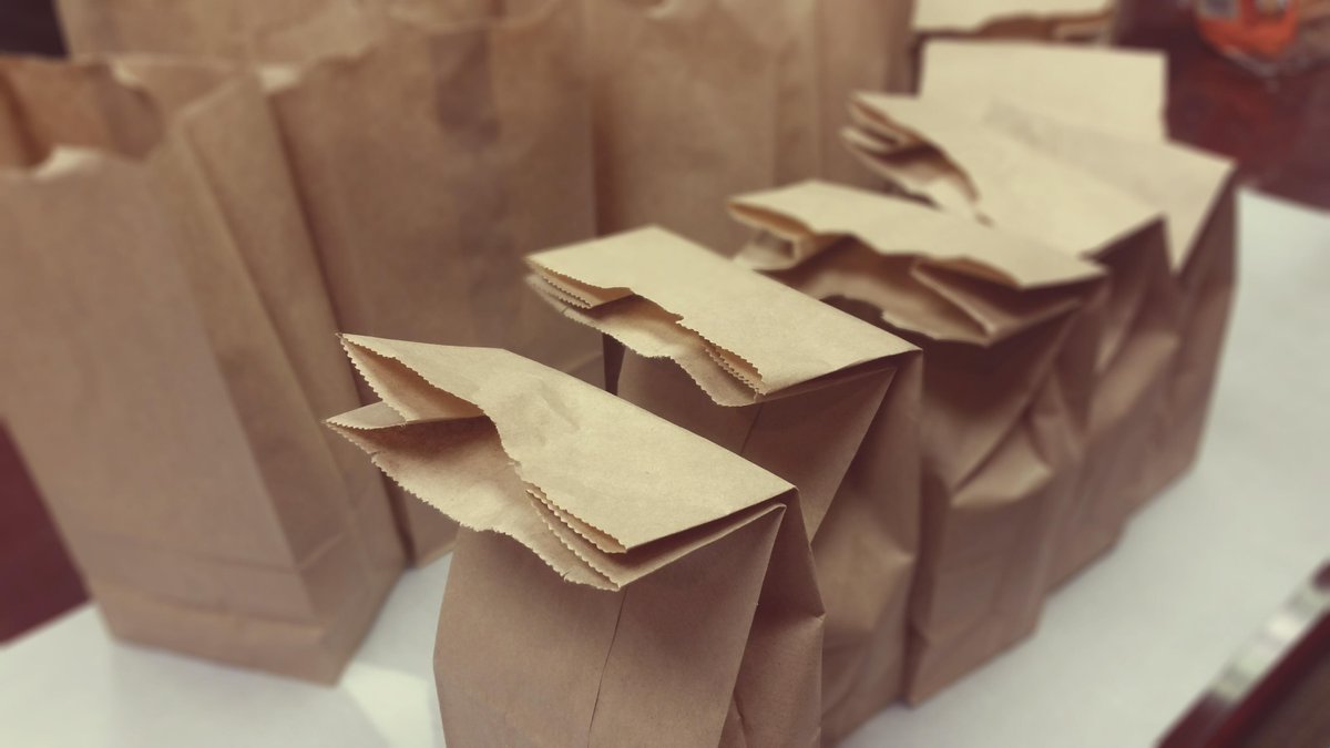 CERM_LLC's tweet photo. #CERM_LLC loves giving back! We devoted our lunch hour to hunger relief for Georgia kids. #actioningeorgia http://t.co/iO11iiSNPc