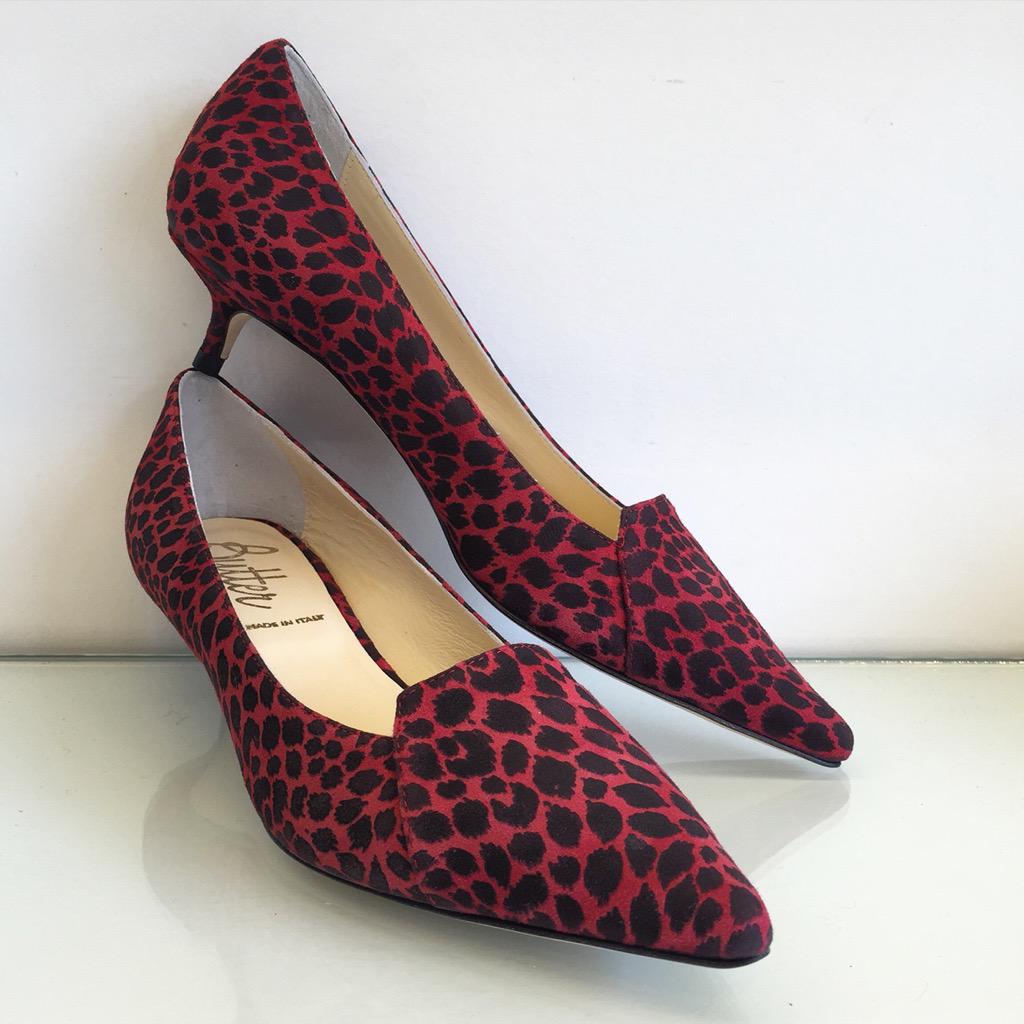 PattinoShoes's tweet image. Your perfect game day shoe! 
#newfallarrivals #huskers #gbr