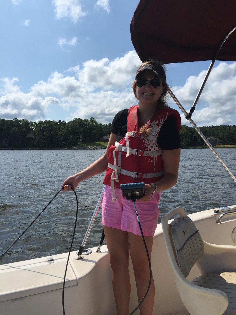 PTRiverkeeper's tweet photo. Out on the #pamlico today with our @DukeStanback intern taking water quality measurements. http://t.co/YO65O5P2CT