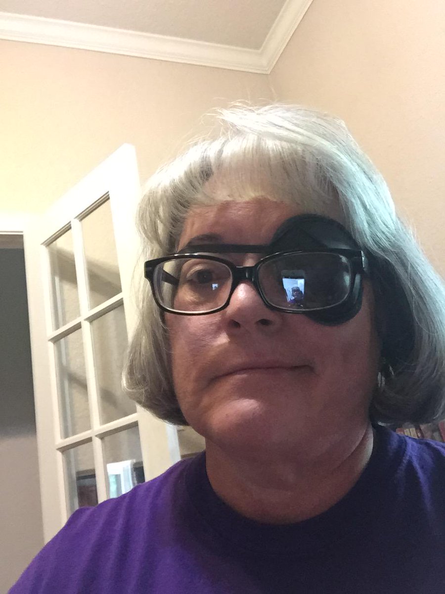 biffpeterson1's tweet photo. Dr lasered right eye to keep retina attached, &amp; will laser left eye next week to prepare for 3rd surgery. Blah! http://t.co/0jhxCtdEsS