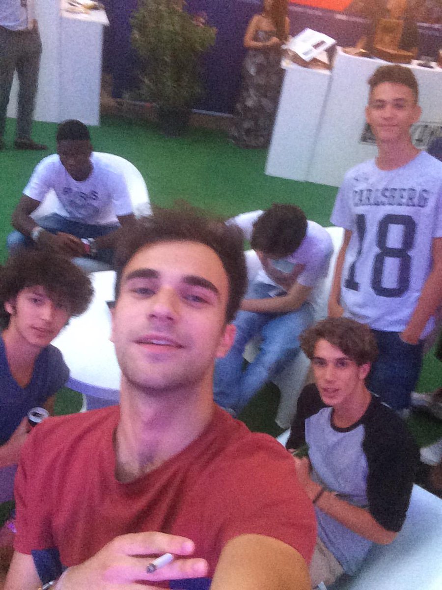 CarloMarsili's tweet photo. #luccasummer #snoopdogg http://t.co/F17hfUFW3S
