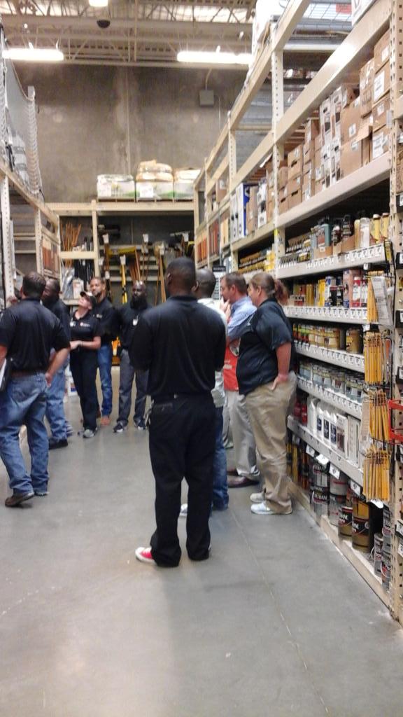 consueloTHD93's tweet photo. Met Sups.in D93 walk bays during our monthly meetings http://t.co/3jFZVYHjYL