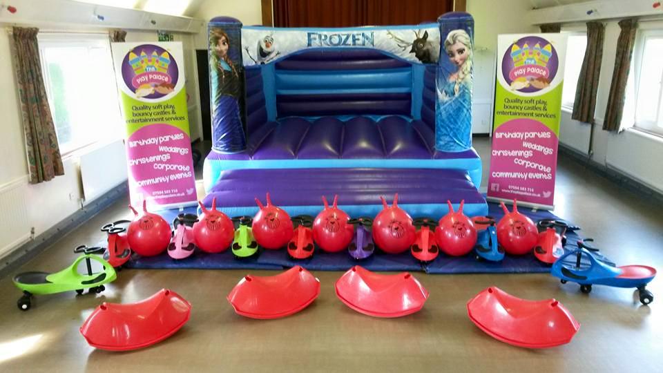 ThePlayPalace's tweet image. Many thanks David for your Frozen Castle / Didi car / Space Hopper deposit for the 5/9/15 :) 
#softplay #bounc...