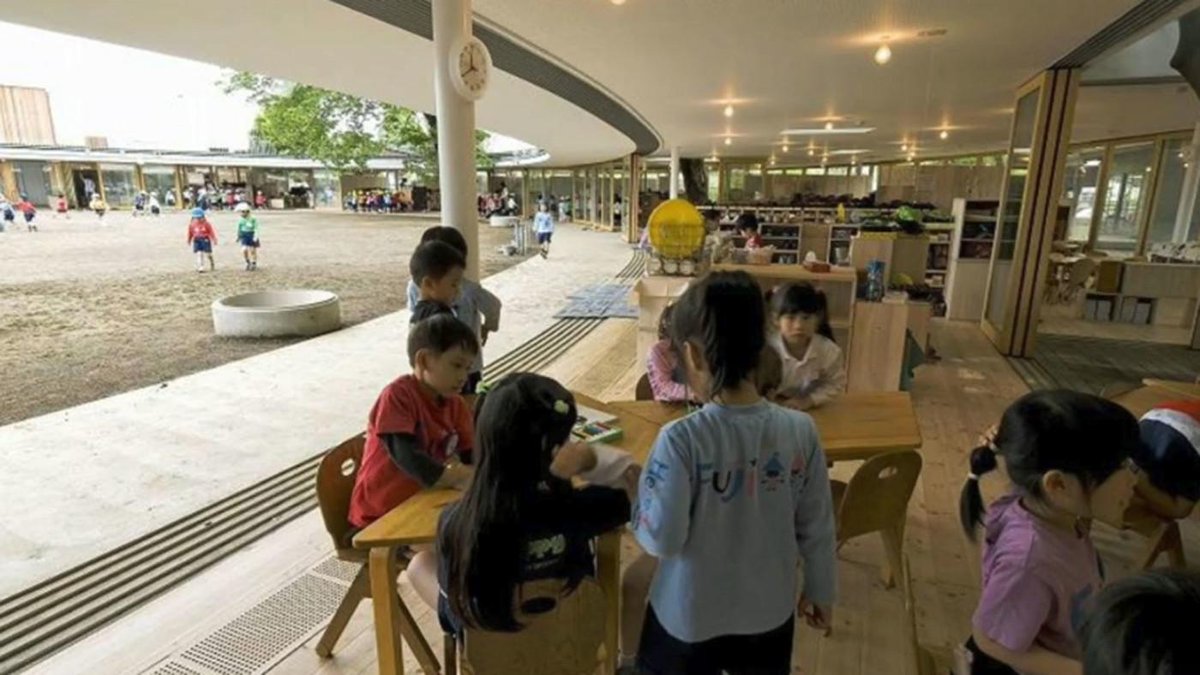 A Kindergarten Designed to Let Kids Be Kids ww2.kqed.org/mindshift/2015… via <a href="/MindShiftKQED/">MindShift</a>