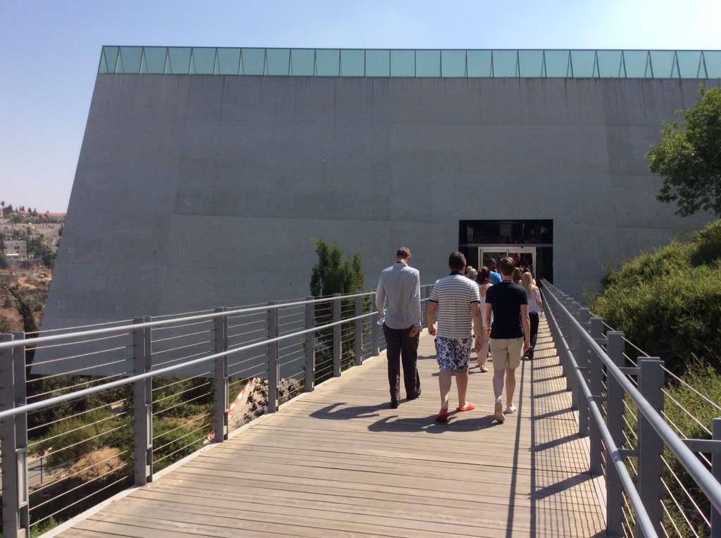HolocaustUK's tweet photo. Fascinating day.Dr Silberklang,'The Final Solution' & time in Yad Vashem museum.Left w. so much to consider. #ASV2015 http://t.co/qcZ8i5sEea