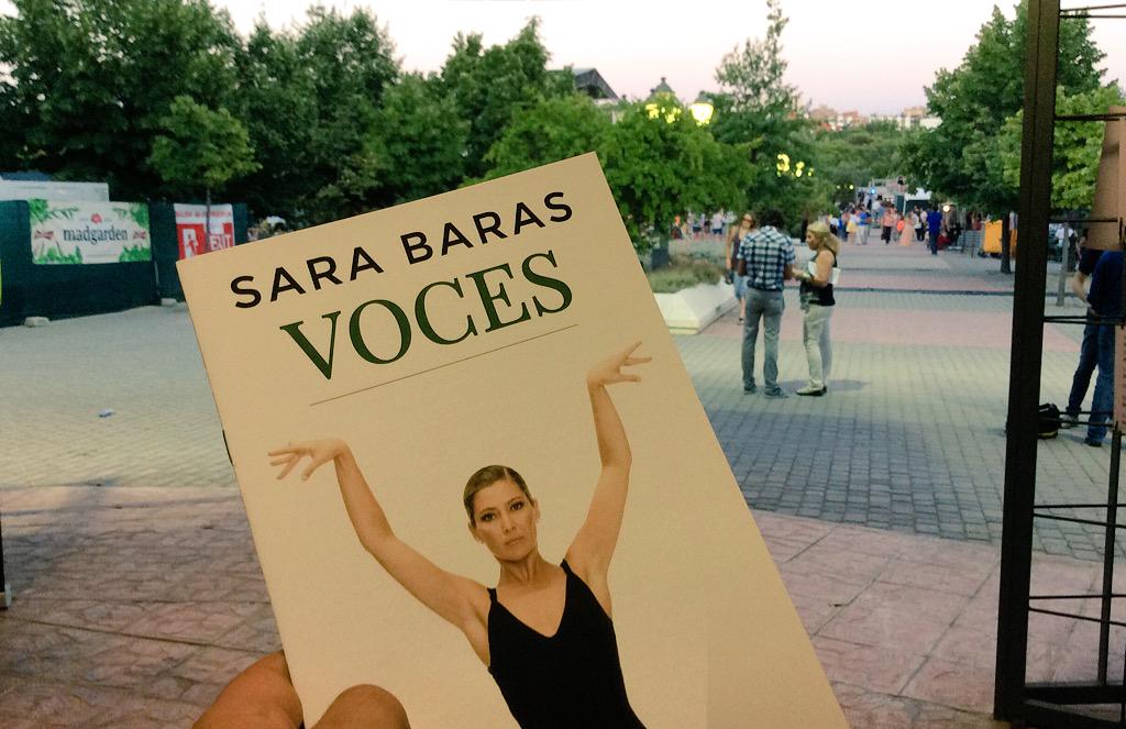 Todo listo para comenzar la noche en #Madgarden con "Voces", de  <a href="/sarabarass/">Ириша Fm</a>