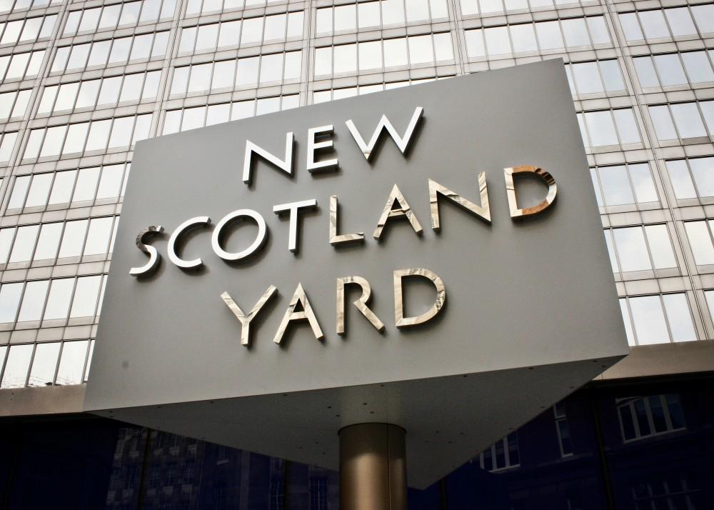 Metropolitan Police (@metpoliceuk) on Twitter photo Detectives continue to appeal after a woman was injured in New Cross #Lewisham news.met.police.uk/news/detective… Detectives continue to appeal after a woman was injured in New Cross #Lewisham news.met.police.uk/news/detective…