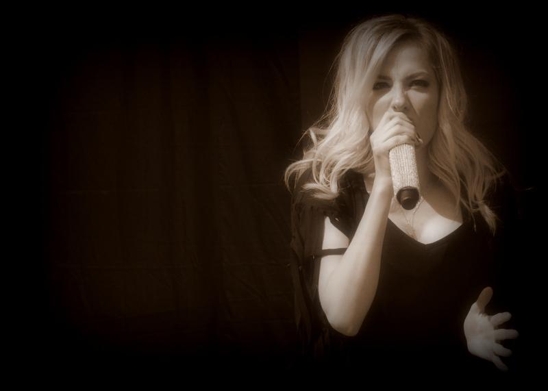 nancilynndagg's tweet photo. @MacKenziePorter at @Country_Fest with @denisdufresne - WOW, simply WOW! This is why we have country music #cfest2015 http://t.co/lm9KdIRKAF