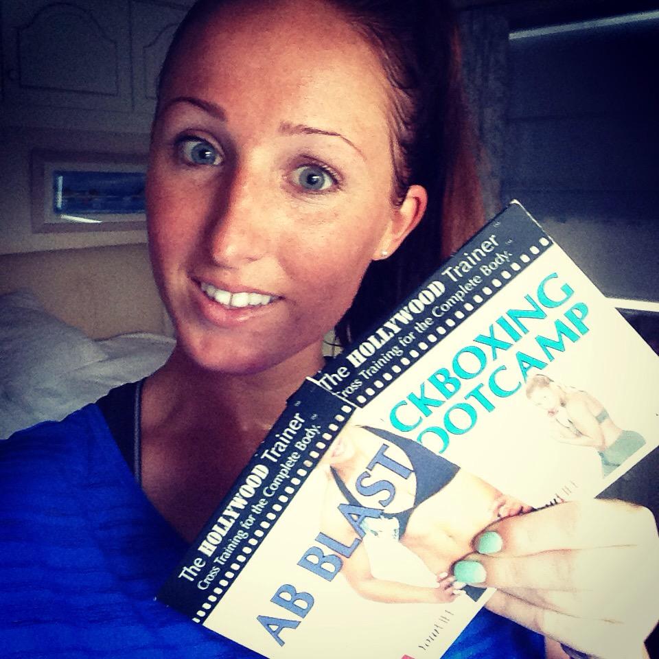 LauraGuillaume2's tweet photo. Good workout, sweating after #Kickboxing and #AbBlast workout ... Thank you @JeanetteJenkins !! http://t.co/6YhGzF6h4P