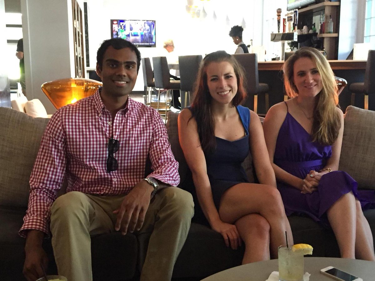 AimeeGthePHD's tweet image. Sim team birthday business meeting! @pushtothep @lusco33 #UTSWsim