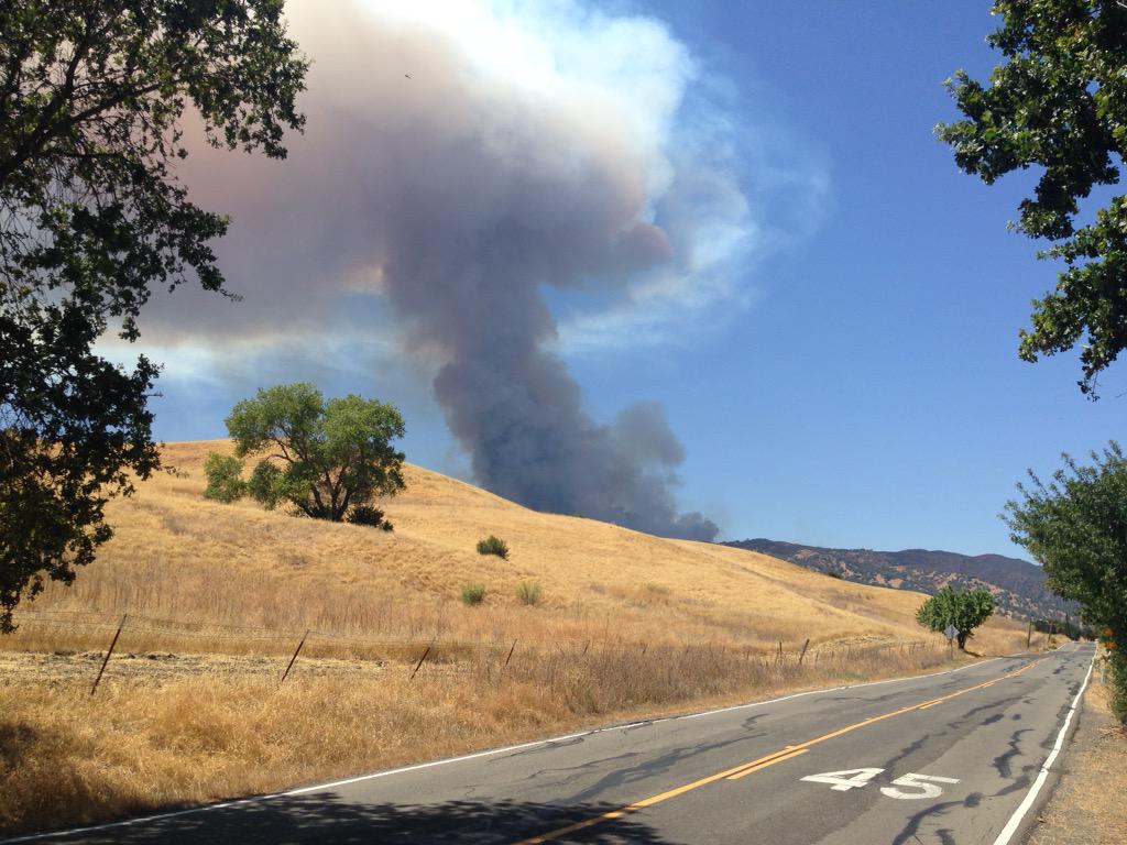 #WraggFire up again 150 acres and growing, air support on scene