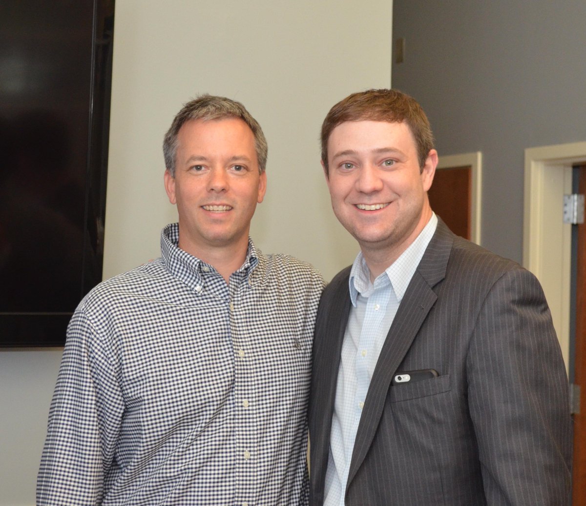 INCFinancial's tweet photo. Thanks for helping celebrate the release of the @INCFinancial book. @devonlaney @JoshTaylorINC #createitgrowitkeepit http://t.co/rjGkUVqzdo