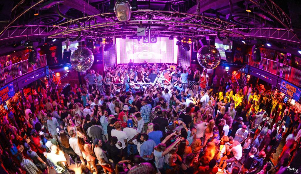 CCU_Party's tweet photo. Your "official" welcome to CCU is August 20th @ Revos - Don't hear about it, be about it 😈🎉👏🏼

http://t.co/T7W9zvQKIe http://t.co/ggYKtXTlns