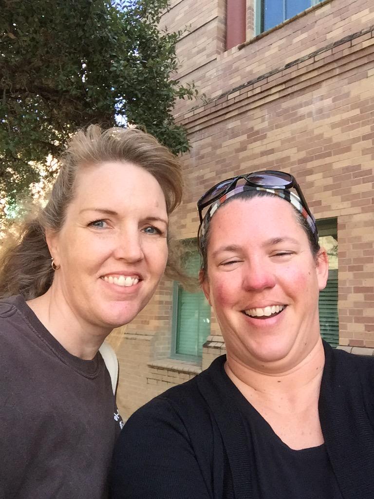 nikkimns's tweet photo. Hanging with my roomie #2015CSW http://t.co/PUQ2mIeMSF