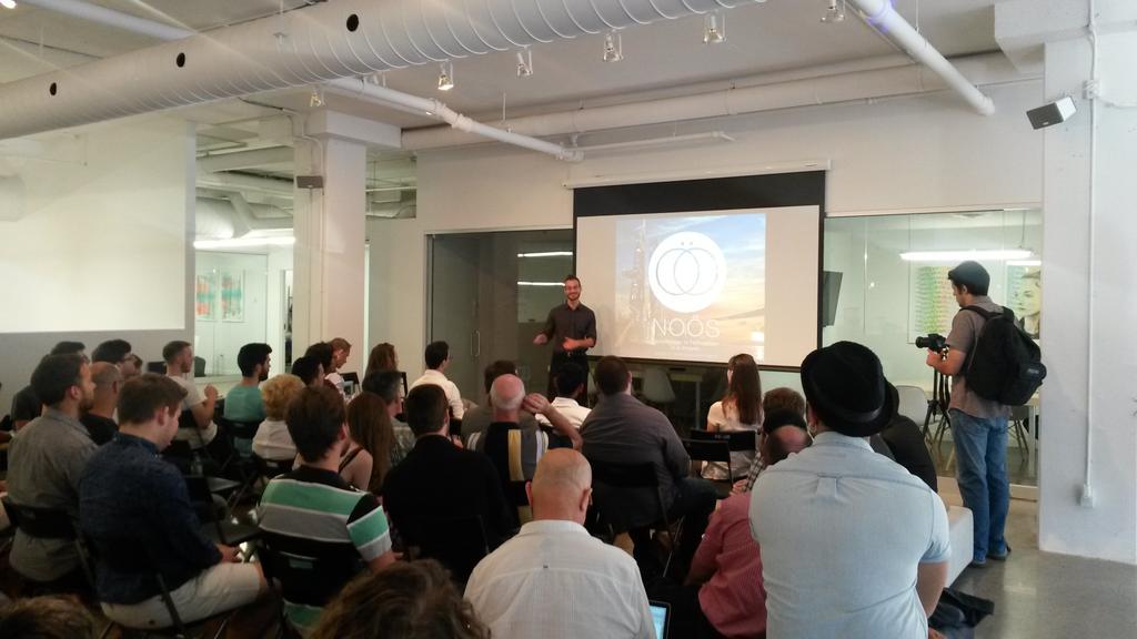 NeuroTechMTL's tweet photo. Noös Montréal est à La Gare (@garemtl) pour discuter du futur et l'impact des nouvelles technologies dans nos vies. http://t.co/8WeucxU9le