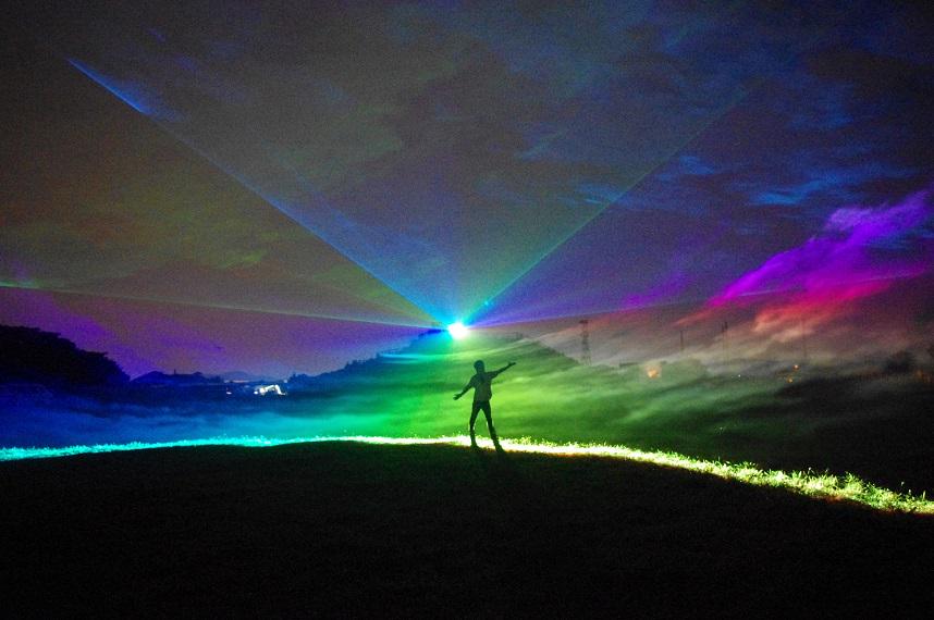 藤川 Ryujin 靖彦 オーロラびゅーナイト ソレイユの丘 8月1日のスタートに向け連日リハーサル 昨日は2回目の試射を行いました 海風を読むのが難しい しかしいい感じに仕上がってきました 8月23日まで連夜開催しています 是非見に来てください