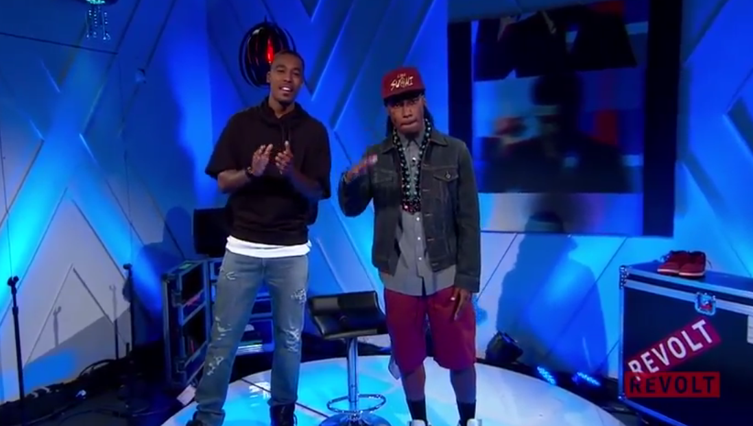 UnderDogCentral's tweet photo. #LocalLoveTour winner @underdogcentral chops it up with @TheRealDJDAMAGE on #REVOLTLive: http://t.co/0t58R9vxzg http://t.co/RyY39LWklV