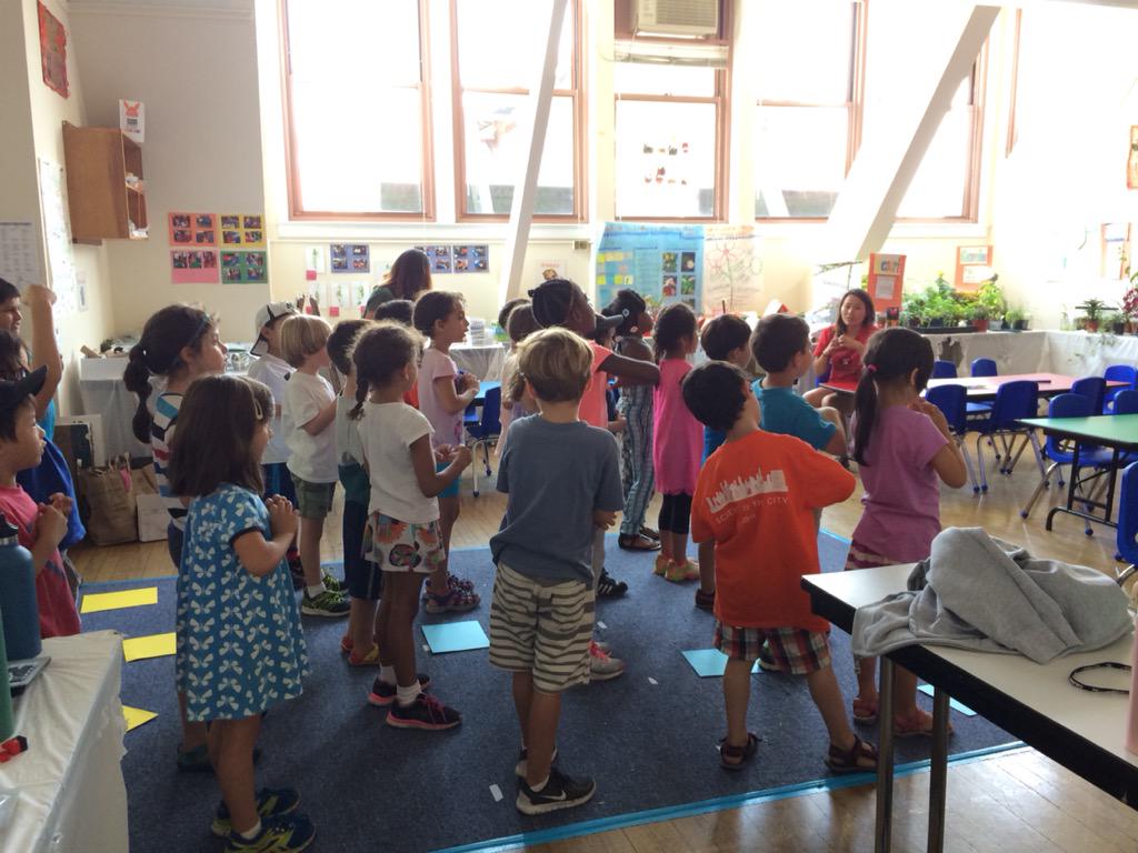 JacDuran22's tweet photo. @HollingworthSci The detectives practice their class song! With movements! http://t.co/k0ZlJddM9L