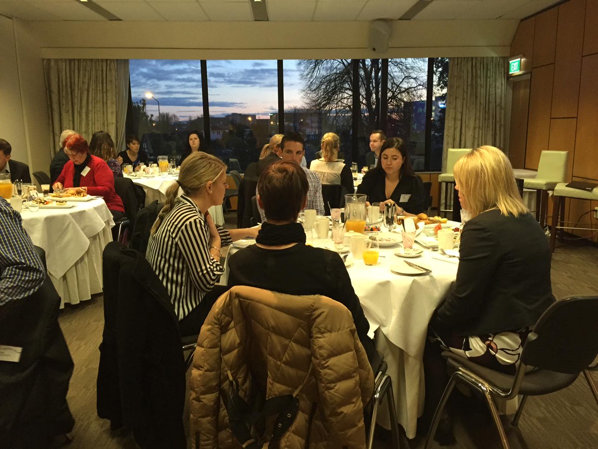 RCSA_official's tweet photo. Up at dawn for this morning's RCSA Member #SEEKBreakfast run by @seekjobs on #branding for #recruiters w/@alexlasry http://t.co/zauOcJHQ6R