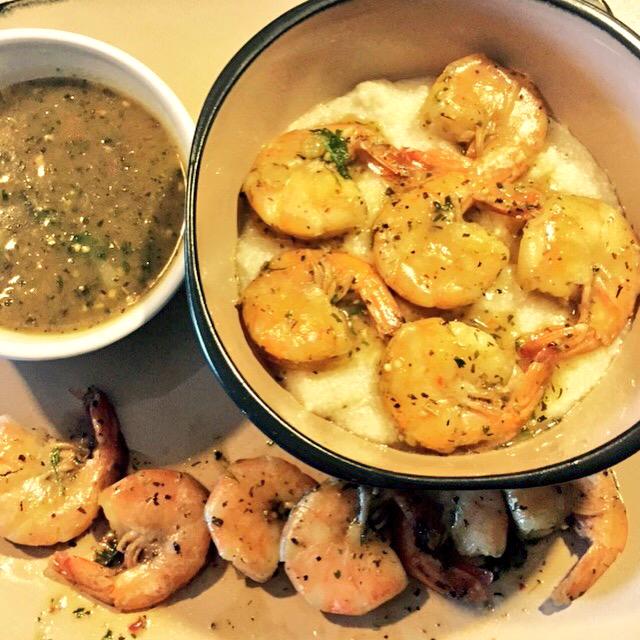 MOJSHOW's tweet photo. My #hubster cooked my dinner. #ShrimpAndGrits #LoveMyMan #ChefJD @sevendayzllc💃🏽👏🏾👍🏾🎉🙏🏾💋😍😘❤️ http://t.co/PSzpRi7kXq