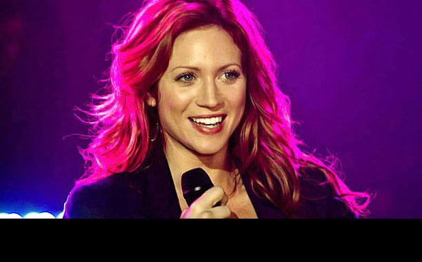 TimStack1979's tweet photo. Chloe aint' nevah leavin the Bellas http://t.co/u1UmGvhSX5 #PitchPerfect3 http://t.co/B7pe91Zkjz