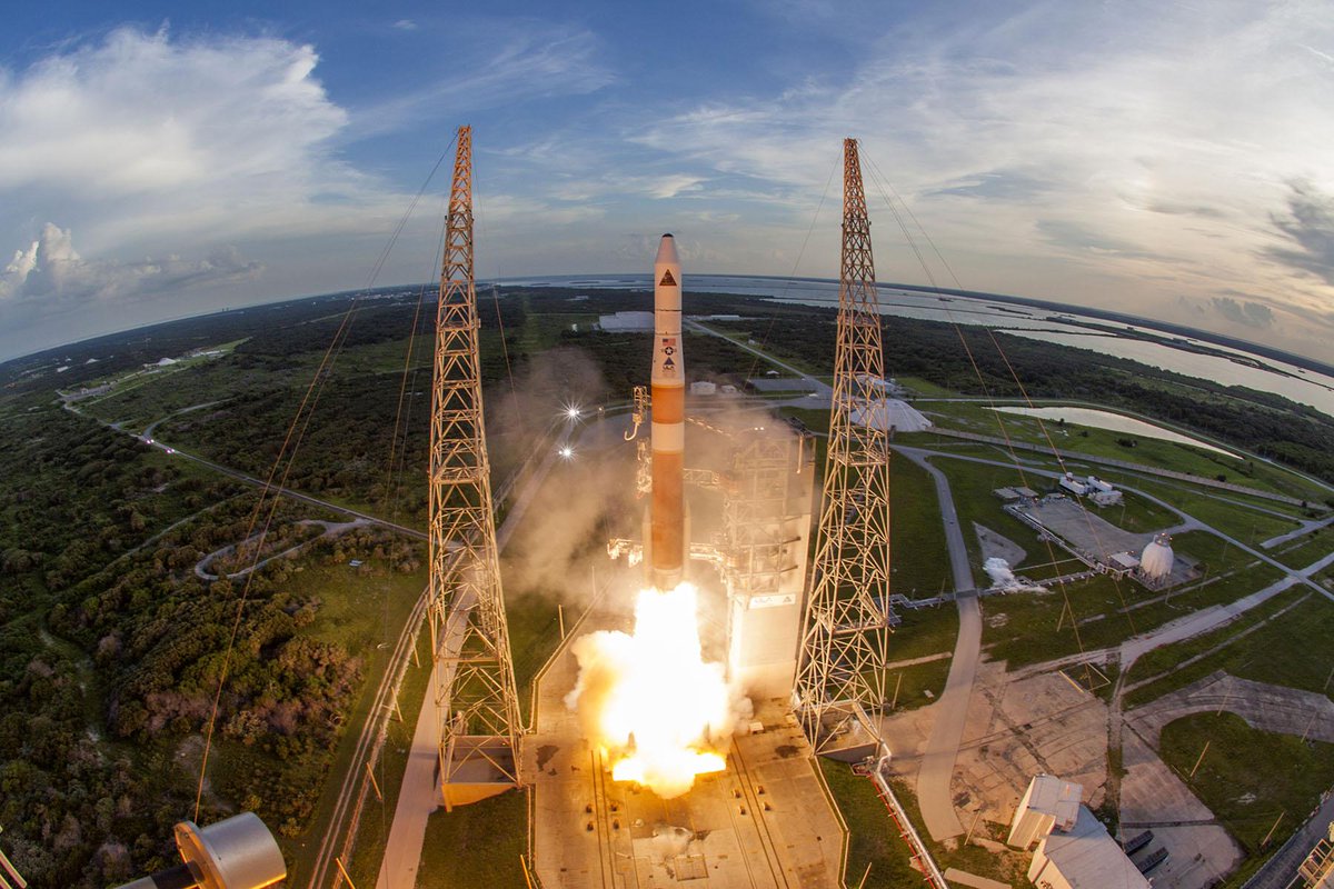 ulalaunch's tweet photo. #OTD in 2014, the #AFSPC4 mission blasted off from Cape Canaveral on a ULA #DeltaIV.  #DiscoverULA http://t.co/WqNyPwSnVl