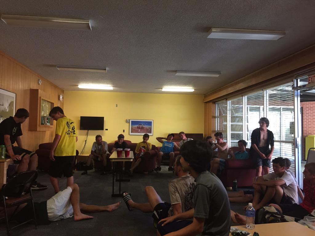 NextLevelUlti's tweet image. An afternoon out of the sun to bottle up energy for a strong evening session. Mafia anyone?