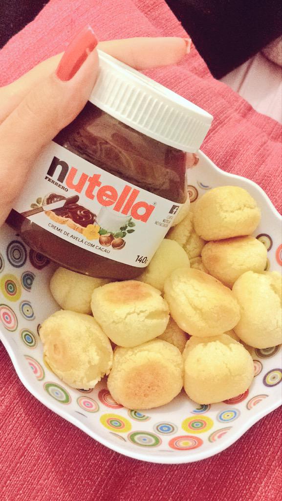 Juliamd_'s tweet photo. Oq dizer pra uma terça à noite? ❤️ http://t.co/UX4w3UY8PH