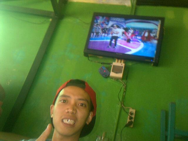 Bulerepvblik's tweet photo. @ruri_repvblik @dahSyatMusik #sesakitsakitnya #ruriwantogia http://t.co/7A8TaV122n