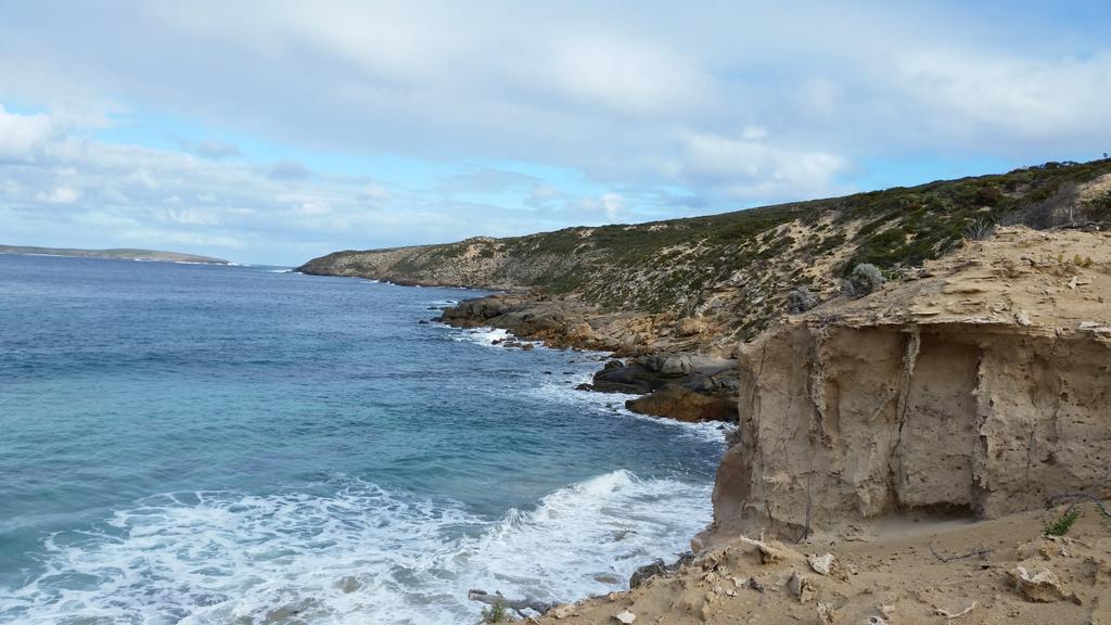 markmywords2's tweet photo. Want to know a #southaustralia #Secrets port Lincoln national park u won't believe this place. Only tell ur best m8s http://t.co/fGd0dQLsVF