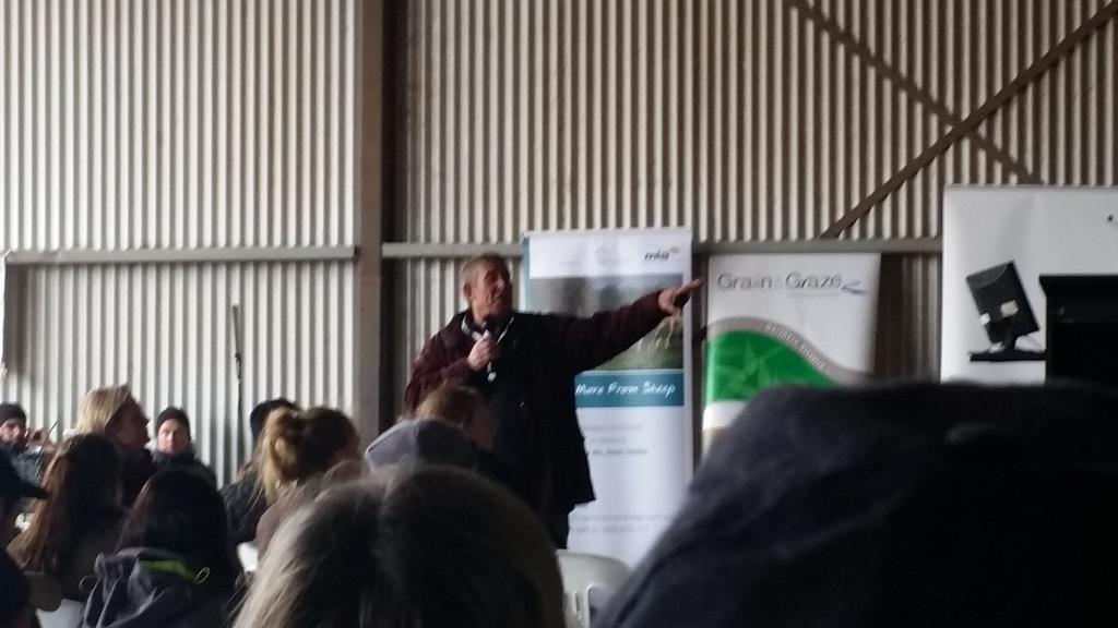 craigyMallee's tweet photo. Peter "dutchy" velthuis very passionate abd interesting talk. @BCG_Birchip #BCGsms15 http://t.co/NB07paUdcA