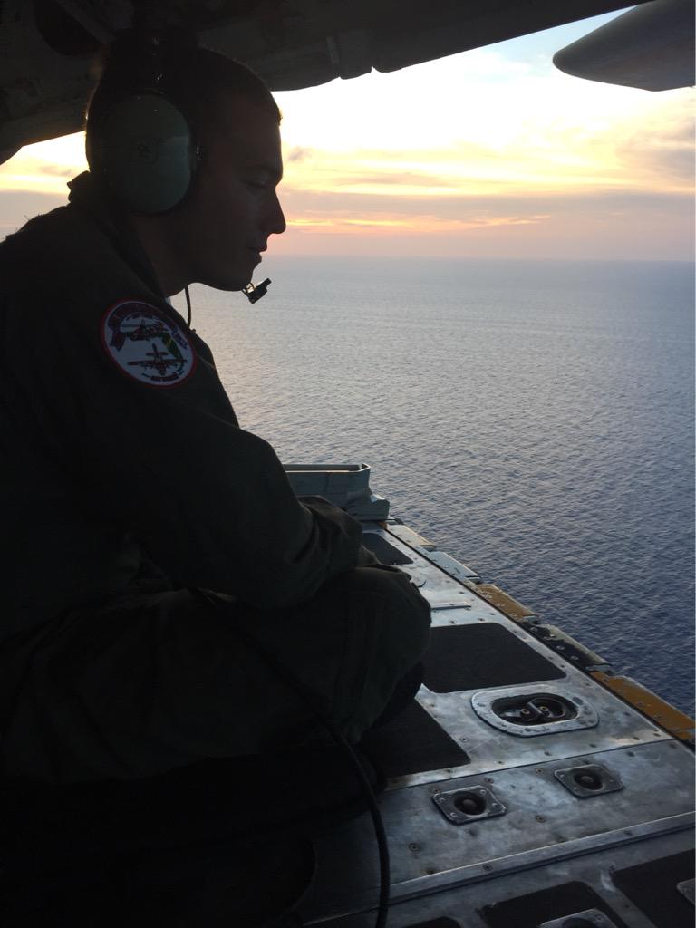 USCGSoutheast's tweet photo. #BreakingNews Photos from C-130 that just landed, #coastguard crews continuing the search for missing 14YO boys. http://t.co/IrVnoMG7UM