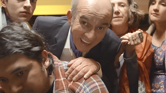 La familia de Javier se entera que él no es el papá de Lina. Le piden a Julia que viaje a contarle #FinalLaTusa