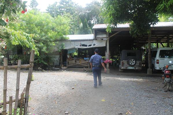 PNPAlfonsoLista's tweet photo. #HouseVisitation @PNPCordillera @pnpifugao http://t.co/m2pGJEnf0K