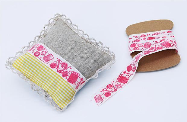 Japan Deco On Twitter Decorated Cushion By Decoration Stamp Handmade Craft Faitmain Loisirscreatif Design Produitsfestif Festifs Http T Co Ucto7uwqcc