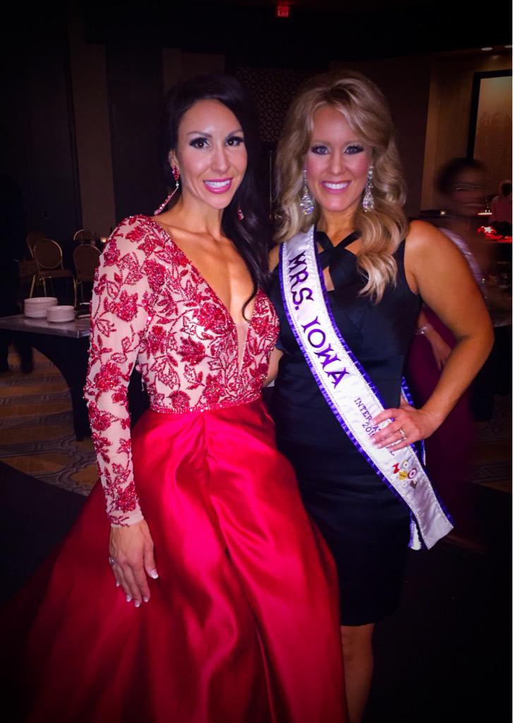 JillBreesBarr's tweet photo. @Nvr_GvUp You are a strong, phenomenal woman--it is a pleasure to know you! ❤️ #ServeLoveVolunteer #mrsintl2015 http://t.co/lm5KAj1ND8
