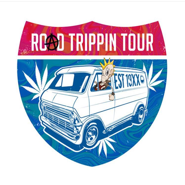 doublex_mob's tweet photo. which one did you like better? #NoClassTour or #RoadTrippinTour http://t.co/vQ6IzDQEpm