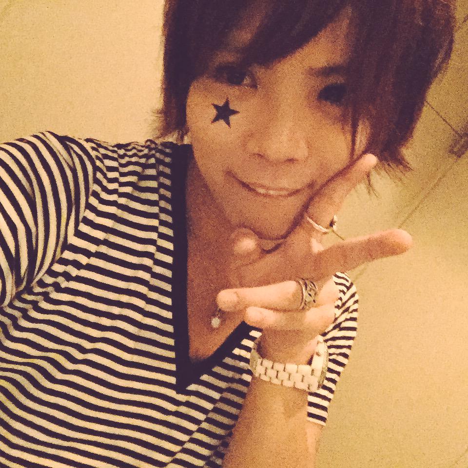 5g0fcmqcZOPZ1nO's tweet photo. こんにちは(￣▽￣)✨
世界の終わりのくれない★わたるです😁✨
今日は締め日でした！
でも、楽しかったー😍✨
結果は秘密💓
今月もみなさんありがとうございました😌✨ http://t.co/aFX8cN9R76