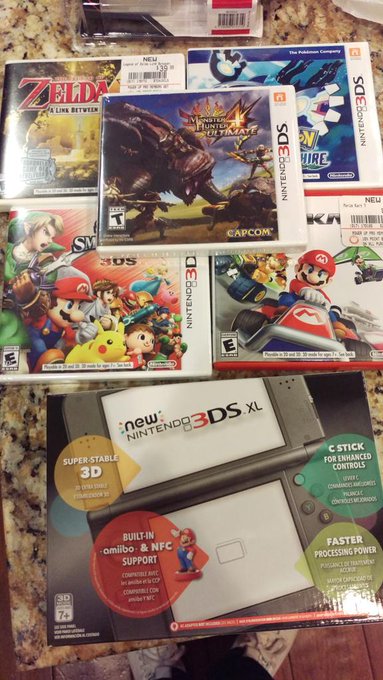 Watch Michael Grzesiek's leaked NSFW photo on TwXstars