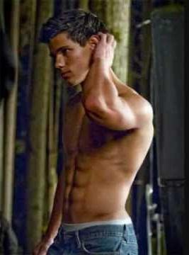 Here's My new Character! 

Give him love with RTS

And comment if you like him