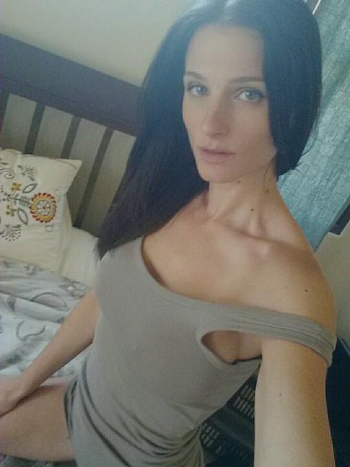 I'm online now, come keep me company 🙌🙌🙌 http://t.co/Nj5B2GVGDl http://t.co/0Kp1txhQmD<a href="/tag/camgirl"class="tags"><span>#camgirl</span></a><a href="/tag/manyvids"class="tags"><span>#manyvids</span></a>