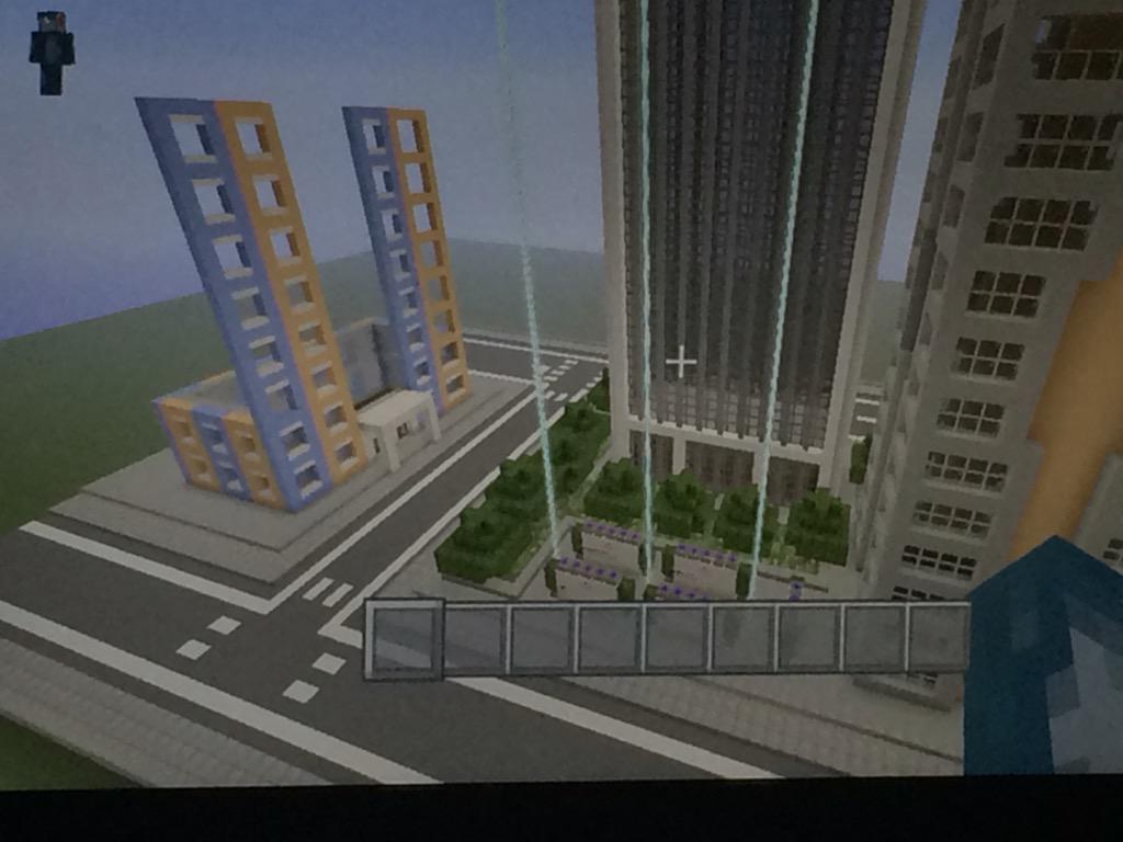 MinecraftBuil17's tweet photo. @Bigbst4tz2 I was wondering if u could do a tour of my city. I know it's small but here are some pictures. http://t.co/f7RaIeiWor