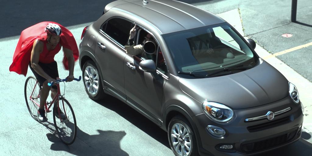 FIATUSA's tweet image. Watch as famous director Roberto brings #FIATPassion to @Eonline's cycling bad boy @AHines83. spr.ly/6010BElMp